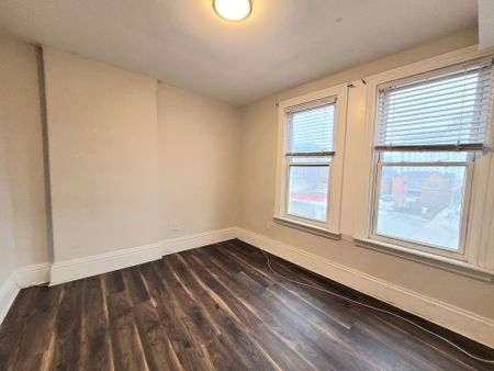 For Lease - 139 1/2 John Street Unit# 6, Hamilton, Ontario - Photo 5