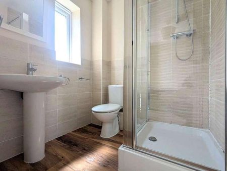 Wallshut Wood, Bristol, Gloucestershire, BS16 - Photo 5