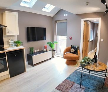 1 bedroom in a house share to rent - Photo 5