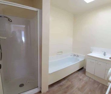 Spacious and bright in City End Karori - Photo 5