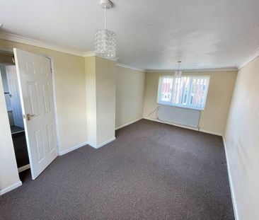 2 bed semi-detached to rent in NE34 - Photo 2