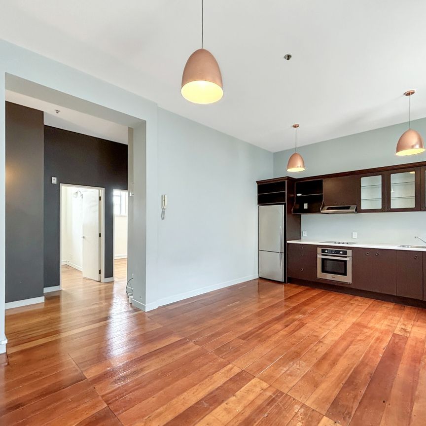 ***Welcome to 5/30 Hanson Street*** - Photo 1