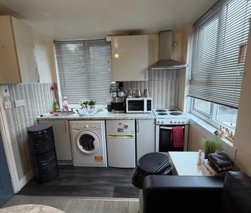 1 bedroom flat to rent - Photo 6