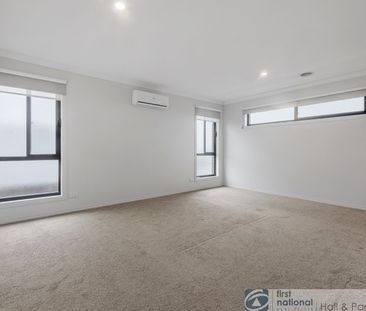 10 Trainers Way, Clyde - Photo 3