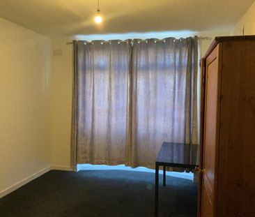 2 Bed Flat, Boswall Parkway, EH5 - Photo 2