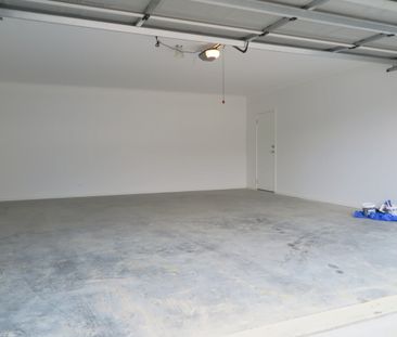 8 Eleni Avenue Kingston TAS 7050 Australia - Photo 5