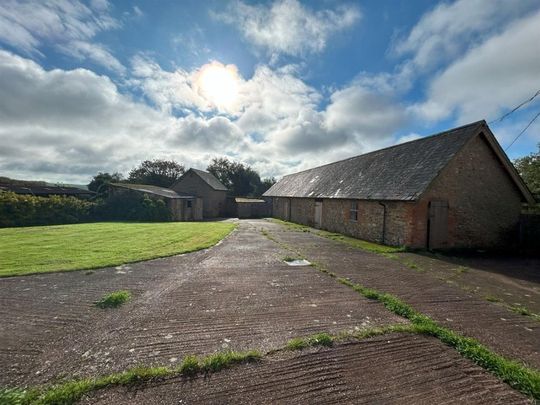 Sidbury, Sidmouth - Photo 1