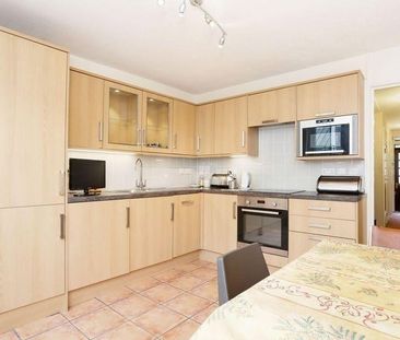 Room in a Shared House, Bruce Road, E3 - Photo 1