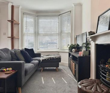 2 bedroom end of terrace house to rent - Photo 6