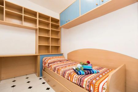 Carrer dels Almogàvers, Barcelona, Catalonia 08018 - Photo 2