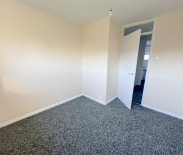 Mortain Park, Hailsham - Photo 4