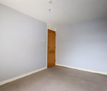 4 Knockburn Court, Lisburn, BT28 2QQ - Photo 5