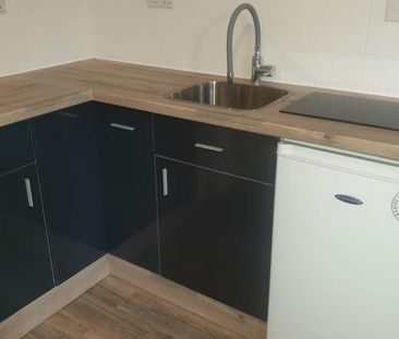Studio to rent - Photo 4
