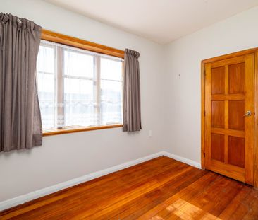 Three Bedroom Home On Keppel Street! - Photo 1