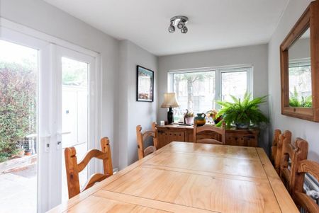 3 bedroom house to rent - Photo 3