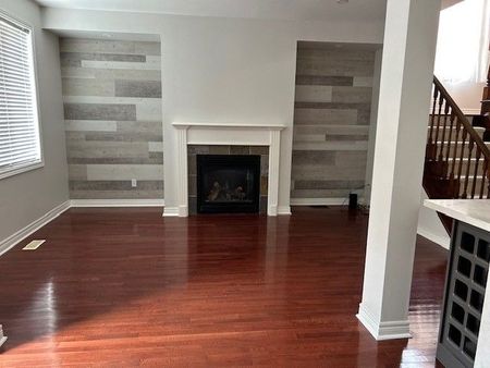 For Lease - 2280 HIGHCROFT Road, Oakville, Ontario - Photo 3