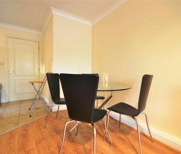 1 Bed Flat, Parkside, M14 - Photo 3