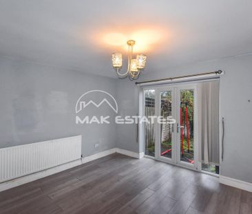 3 bedroom semi-detached house to rent - Photo 2