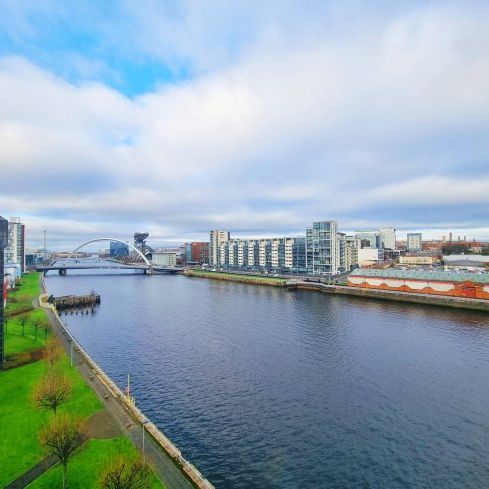 Mavisbank Gardens, Glasgow, G51 - Photo 1