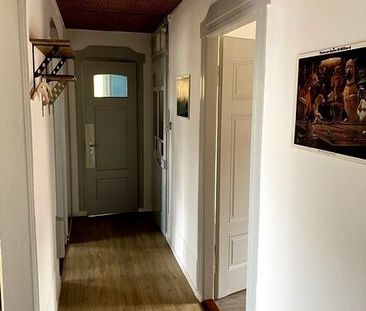 3-ROOM APARTMENT IN BIEL/BIENNE (BE), FURNISHED - Photo 2