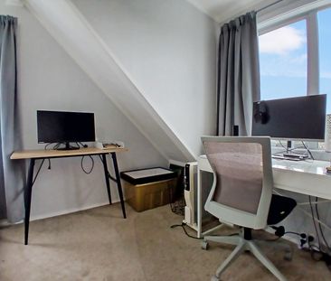 Elegantly Refurbished 3-Bedroom Home in Glenfield - Photo 6