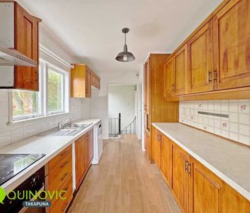 Bayview, 1 Bryers Place - Photo 1