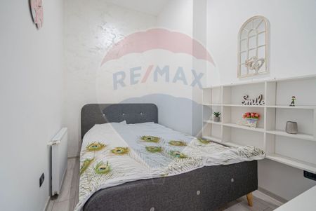 De inchiriat! 3 camere, Racadau, acces separat, x2 parcare - Fotografie 5