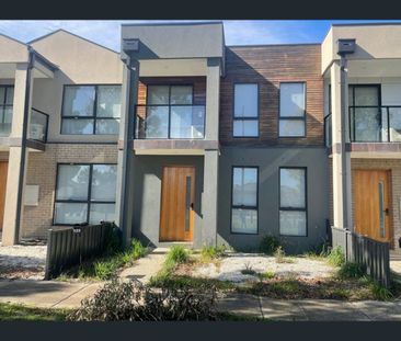 124 Newbury Boulevard, Craigieburn, Vic 3064 - Photo 6