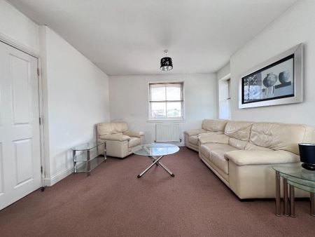 2 bedroom flat to rent - Photo 3