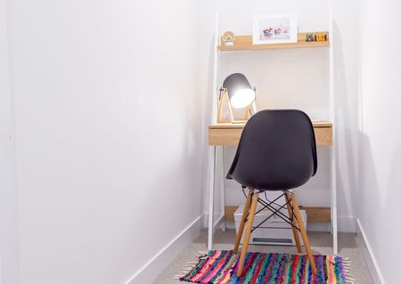 Stylish North-West Facing Apartment with Leafy Outlook - Photo 2