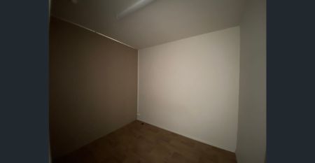 Modern 1-Bedroom Apartment in the Heart of Mawson Lakes - Photo 5