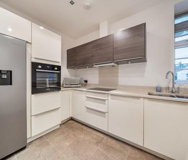 3 bedroom apartment to rent - Photo 4