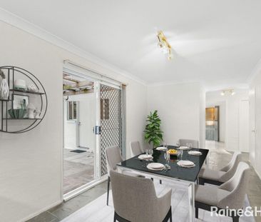 Refined Low-Set Family Living in the Heart of Jindalee - Photo 3