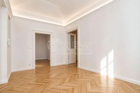 Nabízíme k pronájmu krásný prostorný byt 3+kk 107 m - Fotografie 5