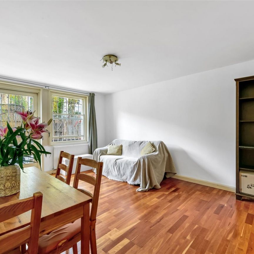 1 bedroom Flat To Let - Photo 1