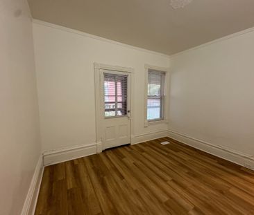 For Lease - 491 Eagle Street Unit# B, Newmarket, Ontario - Photo 2