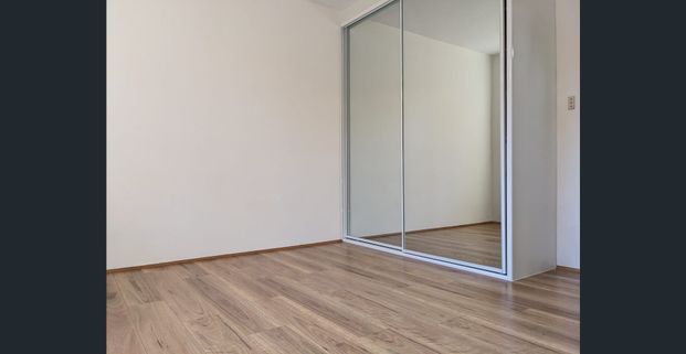 NEW TIMBER FLOORINGS, DISHWASHER ETC. - Photo 1