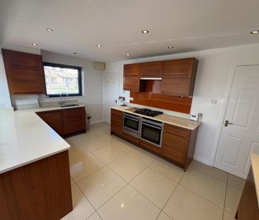 3 bedroom semi-detached house to rent - Photo 6