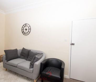 6 bedroom flat share to rent - Photo 1
