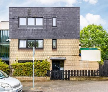 3 bedroom maisonette to rent - Photo 4