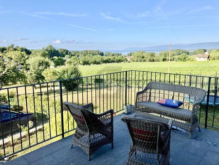 SPLENDIDE SPACIEUSE AVEC VUE LAC ET MONTAGNES - Photo 5