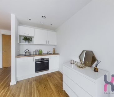 Studio to rent - Photo 4