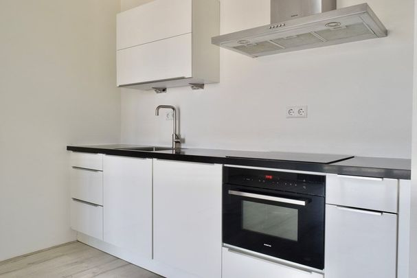 Te huur: Appartement Nida Senffstraat in Amsterdam - Photo 1