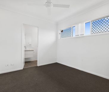 Charming 1-Bedroom House in Ripley - Photo 3