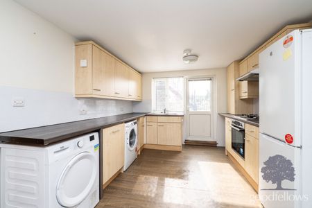 Stafford Road, Wallington, SM6 - Photo 2