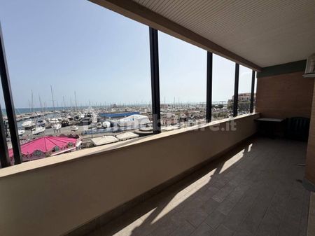 Quadrilocale viale Giacomo Matteotti 73, Centro, Nettuno - Photo 3