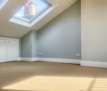 4 bedroom terraced house to rent - Photo 6