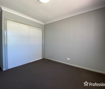 6/17 Carnation Avenue, Casula NSW 2170 - Photo 2