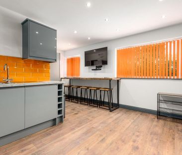 1 bedroom in a house share to rent - Photo 3