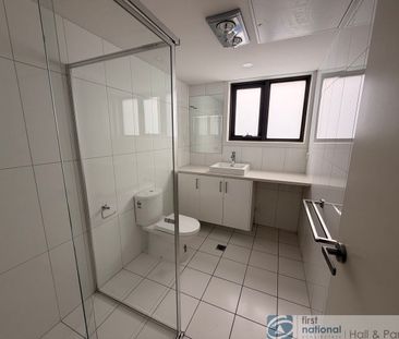 Comfortable & Convenient Living in the Heart of Dandenong - Photo 5